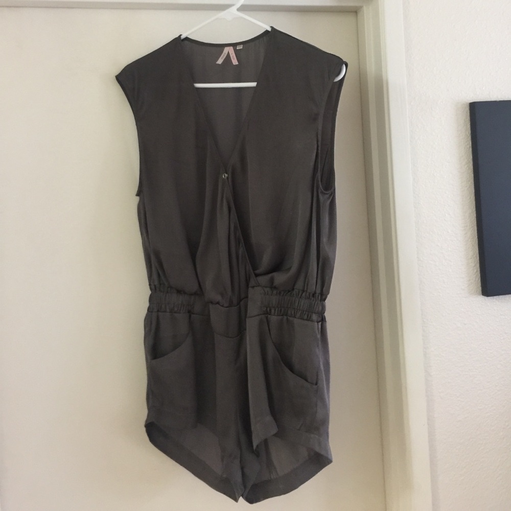 Short romper