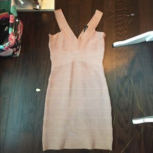 Bebe dress