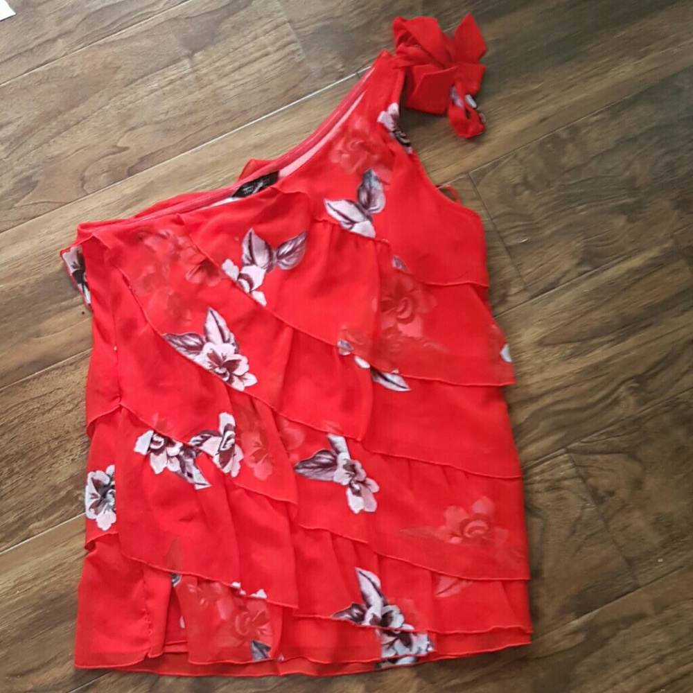 White House Black Market Red OFF THE SHOULDER