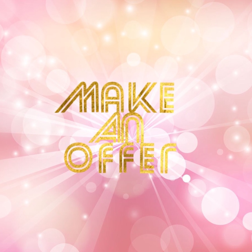 ⭐️Reasonable Offers Accepted⭐️