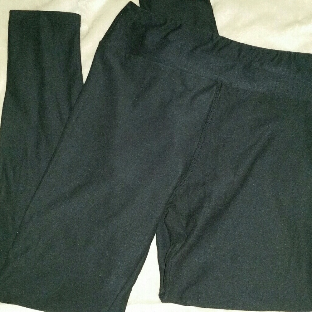 Lularoe Black OS Leggings NWOT