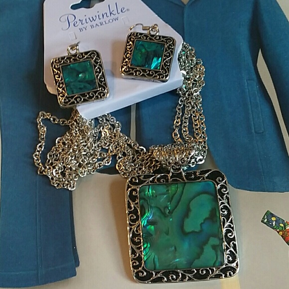Periwinkle by Barlow Necklace Set New - Picture 1 of 8
