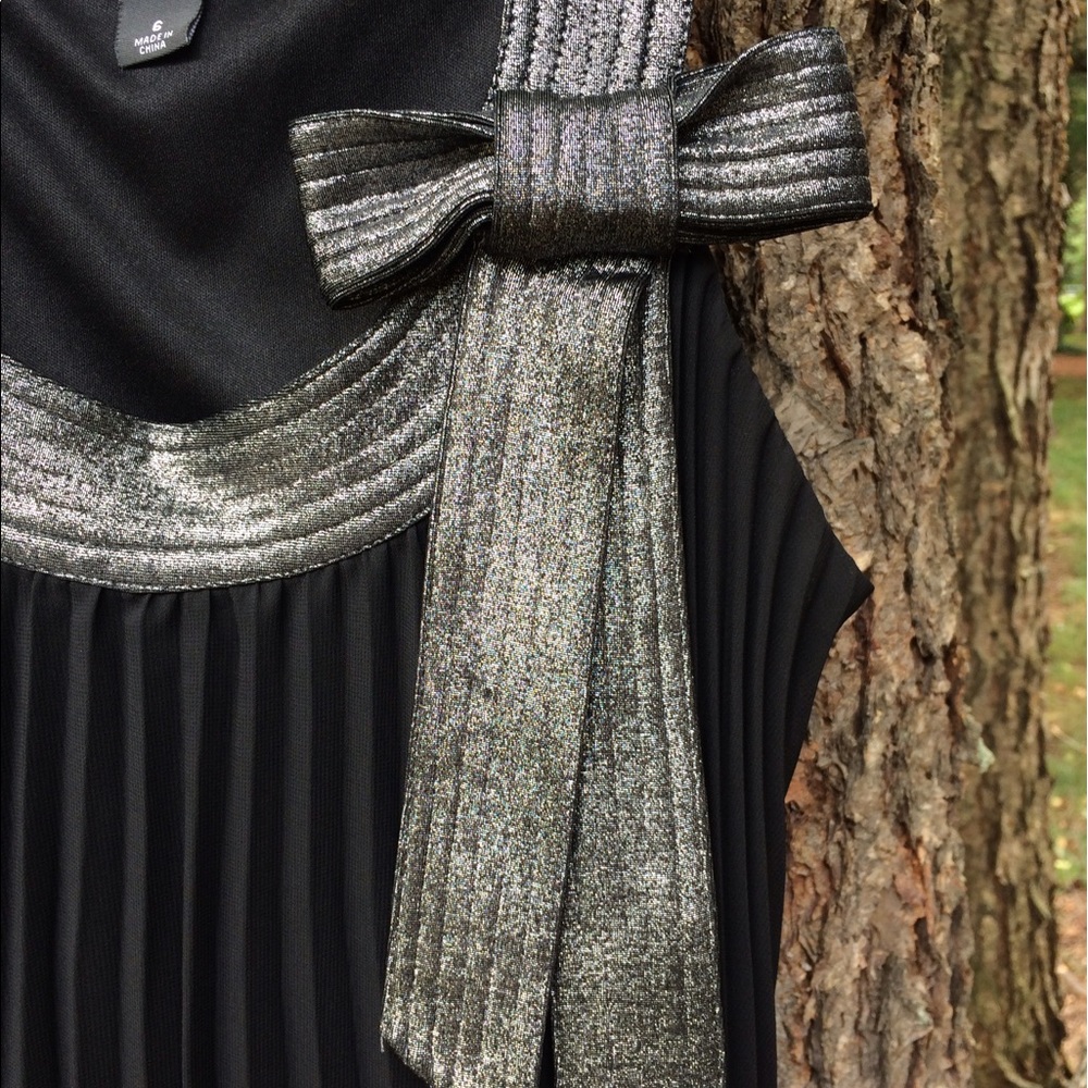 Black dress!  Flattering ruffles + Metallic 