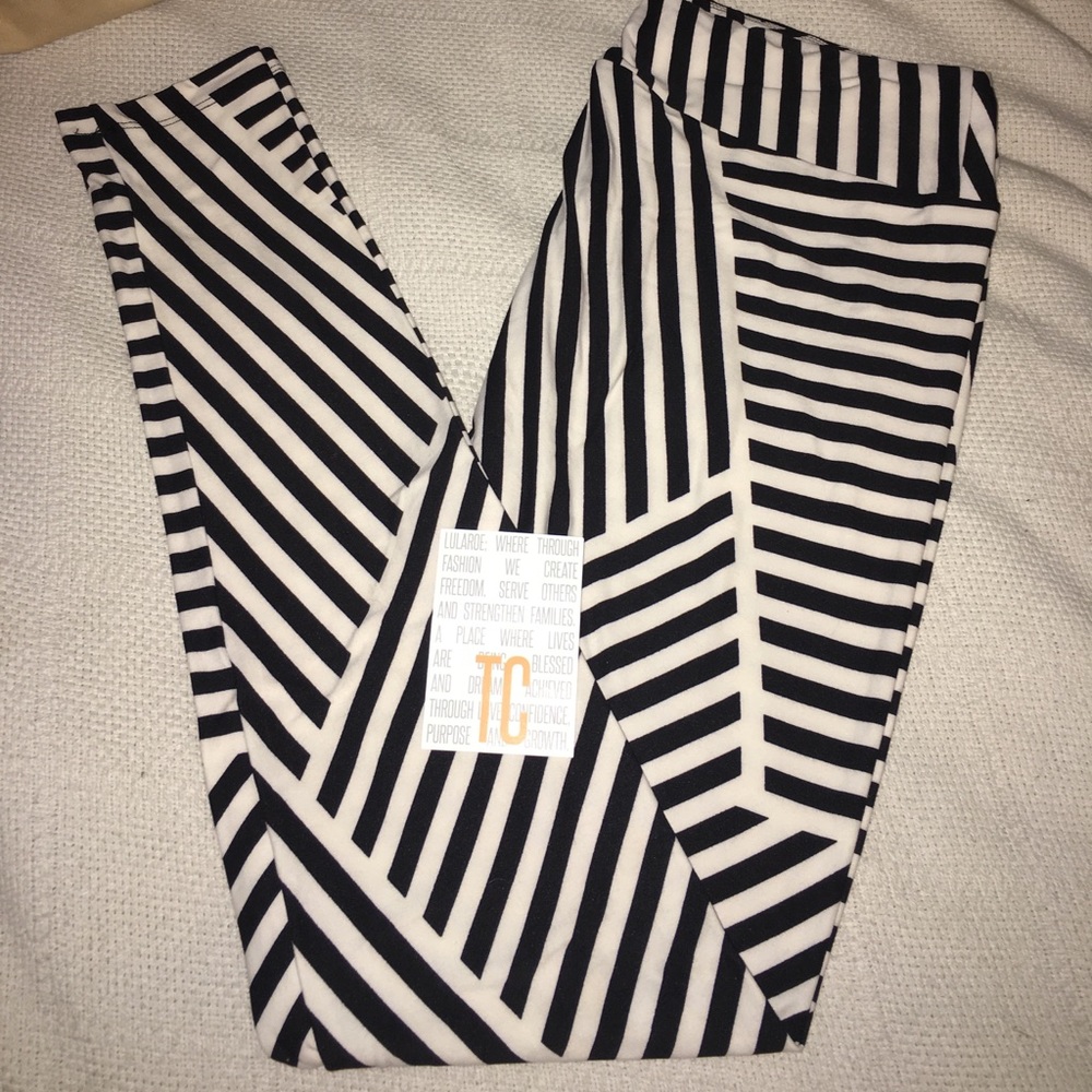 TC LuLaRoe Black and White striped leggings
