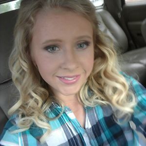 Meet your Posher, Paige