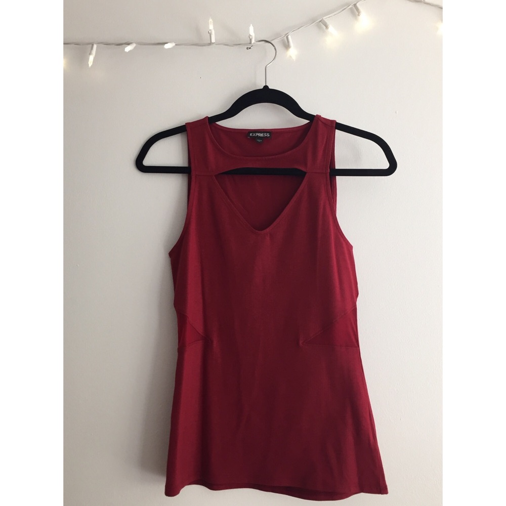 Express cut out top w/ mesh detail siding