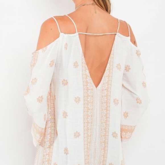 V-Back Open Shoulder Tunic - Picture 5 of 5