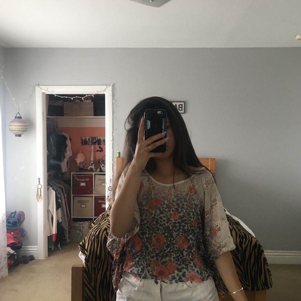 Blouse - Picture 2 of 2