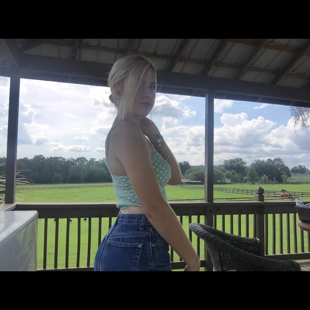 Meet your Posher, Madison