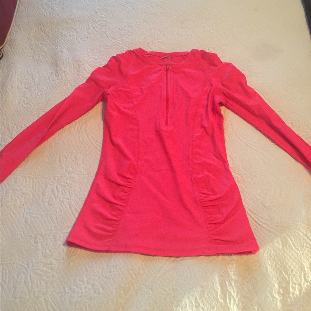 Athletic top
