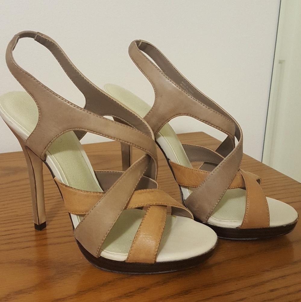 Aldo tan & taupe strappy heels