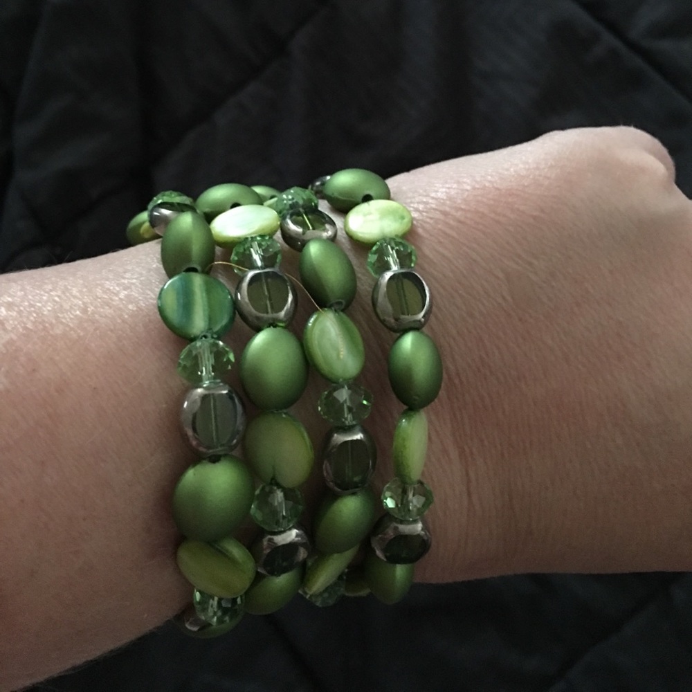 JUST REDUCED ⏬ Green Bracelet