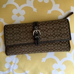 Coach wallet