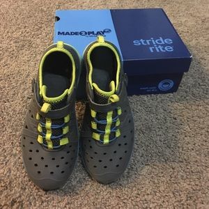 Stride Rite Phibians