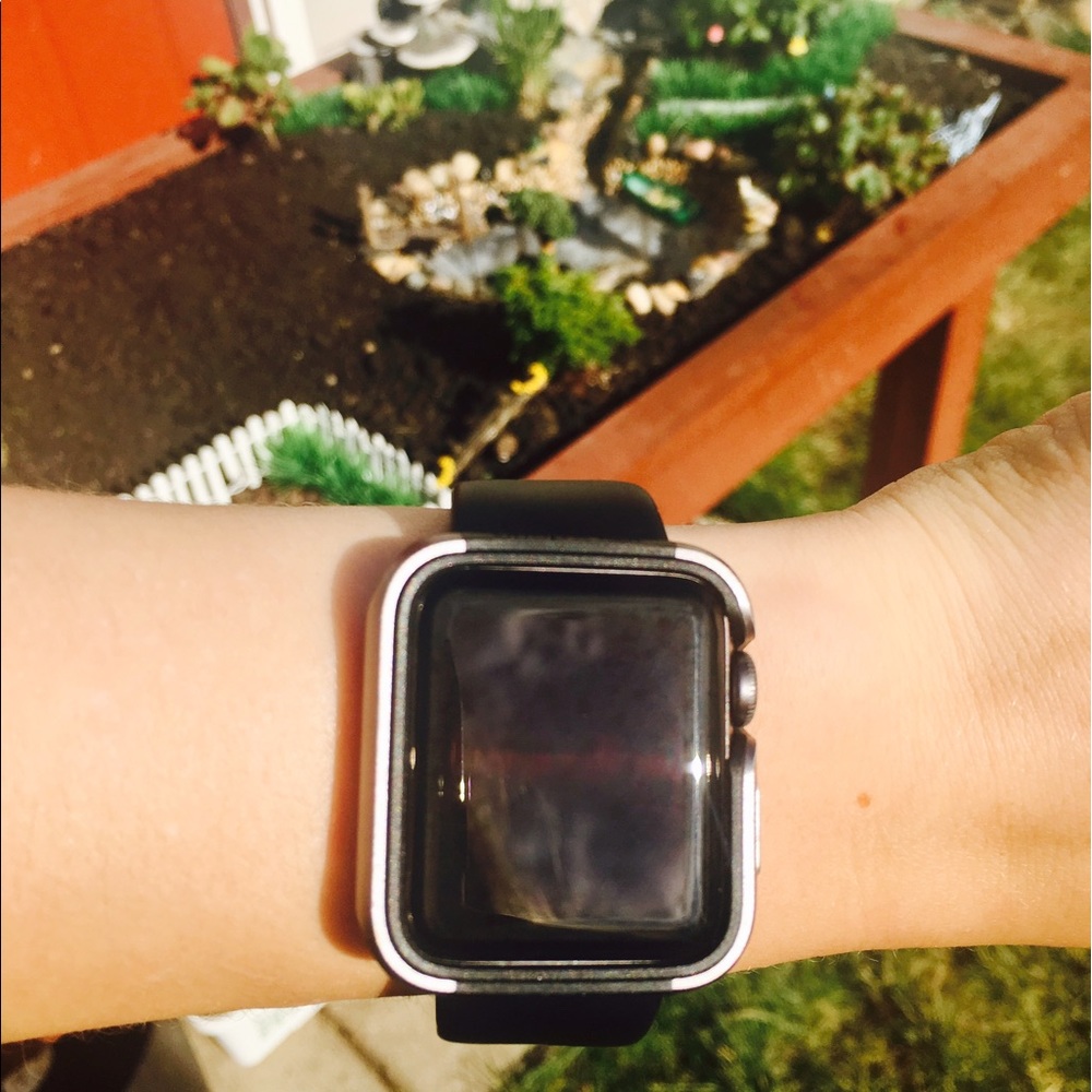 Apple Watch- series 2, 38mm with accessories