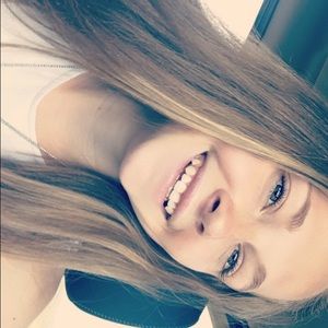 Meet your Posher, Natalie