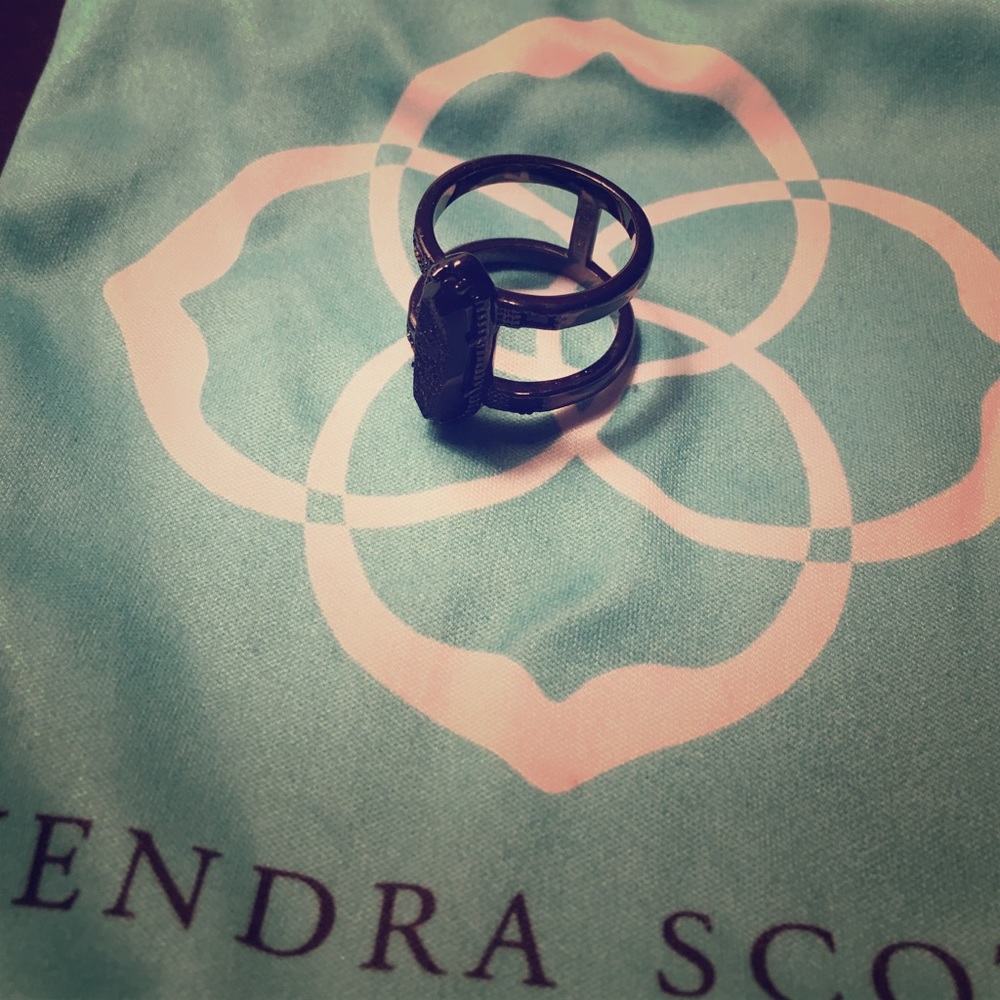 Kendra Scott double band ring--black!