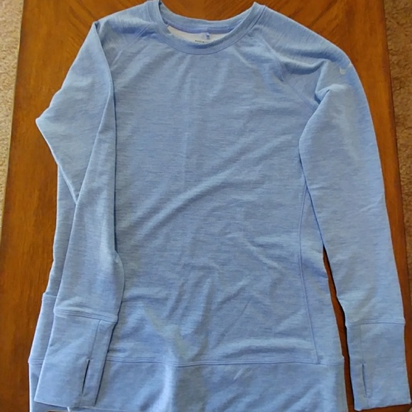 Nike Tops - Women's nike fit