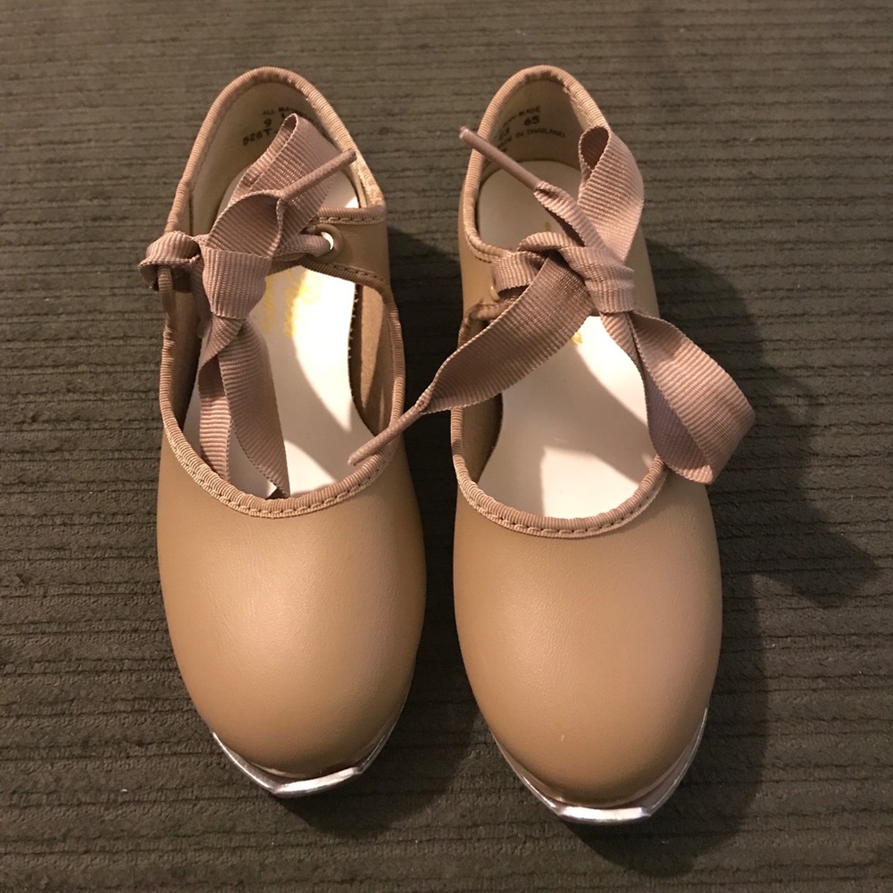 Girls Nude Tap Shoes