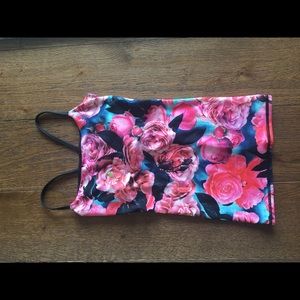 Lululemon floral tank