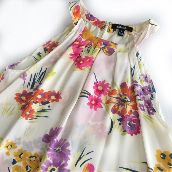 Macy's Tops - Beautiful floral high neck blouse