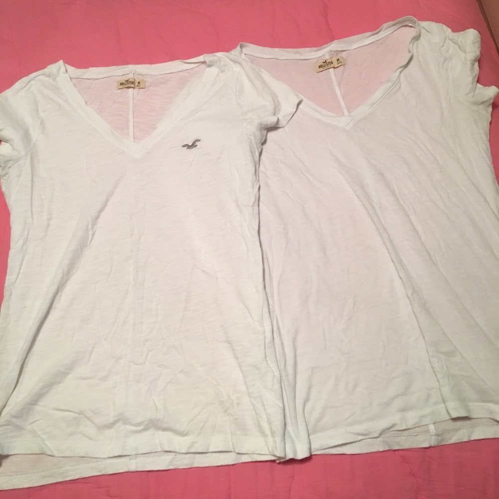 V-Neck Hollister T-shirts