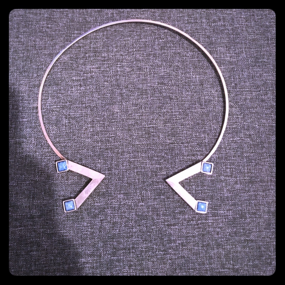 2 bandits collar