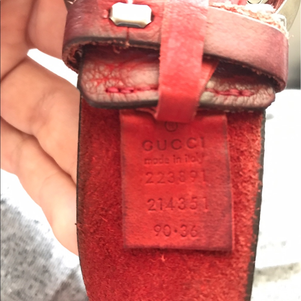 Red Suede 100% Authentic Gucci Belt - Picture 6 of 6