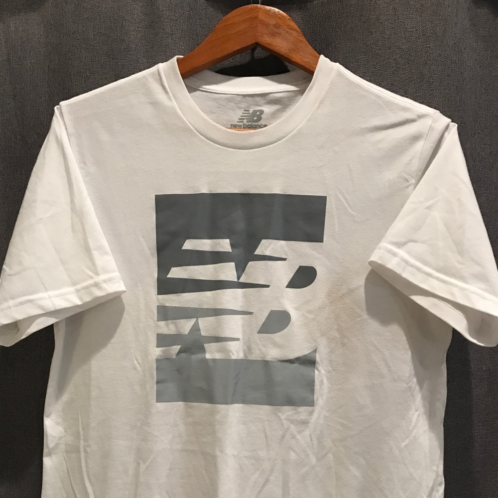 NEW BALANCE Split Sport Style Tee