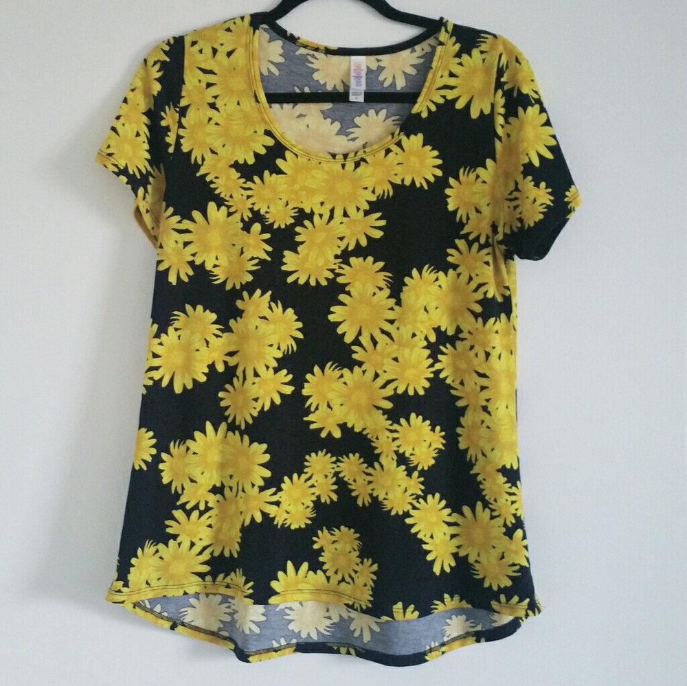 LulaRoe Classic Tee