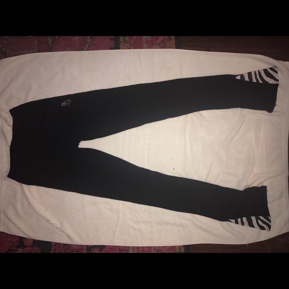 Fleece Leggings w/ Zebra Ankle Detail