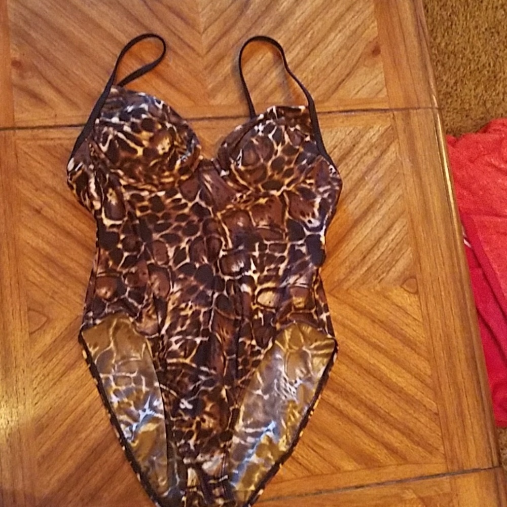 Bathing suit