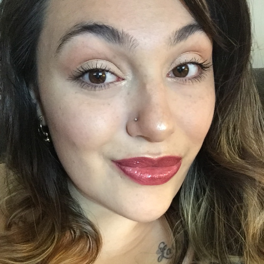 Meet your Posher, Marissa