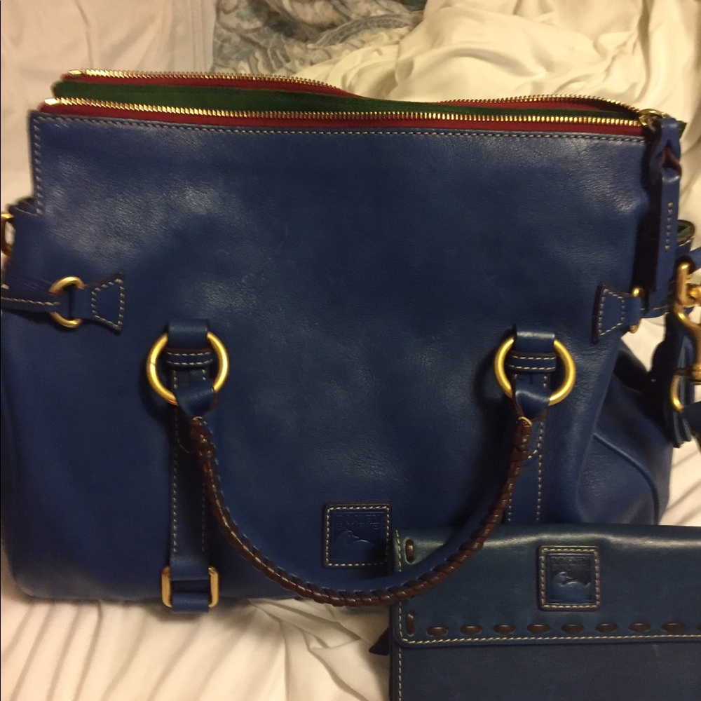 Dooney and bourke florentine OCEAN RARE