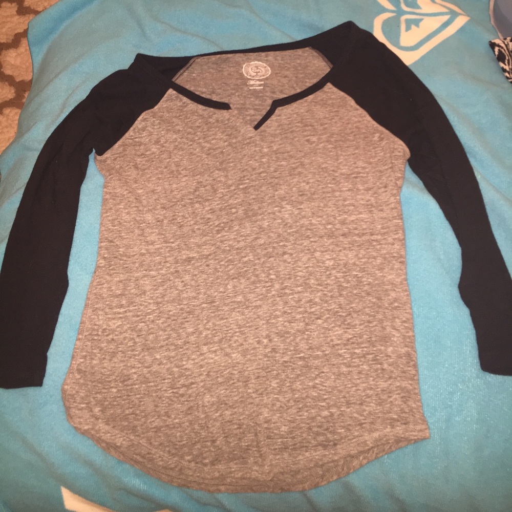 3 quarter length baseball style T shirt