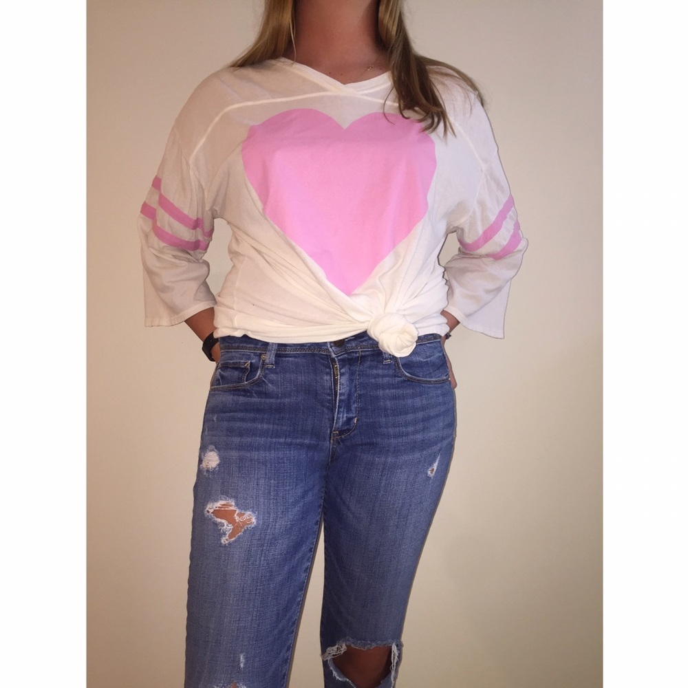 WILDFOX OVERSIZED HEART TEE