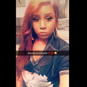 Meet your Posher, Lakeasha