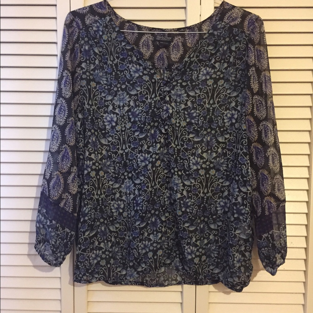 Lucky Brand top