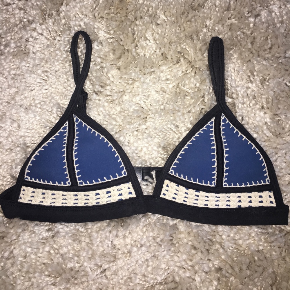 Hotel California triangl bikini top