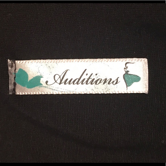 Boutique Dress with Razor Back - Picture 4 of 5