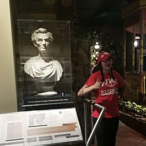 Meet your Posher, Samantha