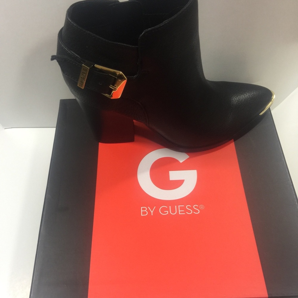 G by Guess Ankle Almond Toed Millsy Booties - Picture 2 of 5