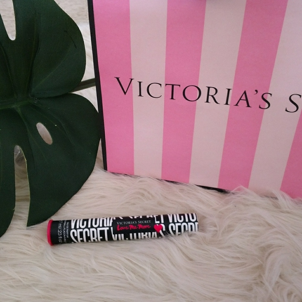 ❌SOLD❌ Victoria's Secret Love Me More