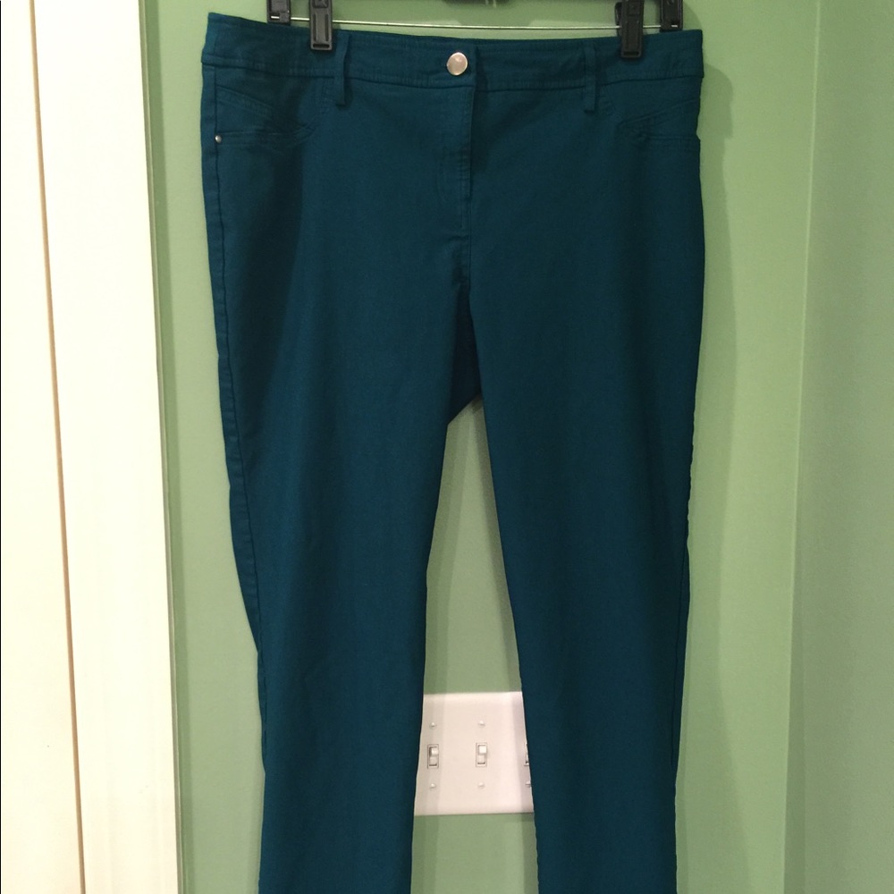 Soho jade ankle pants