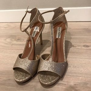 Gold Sparkle Peep Toe Heels