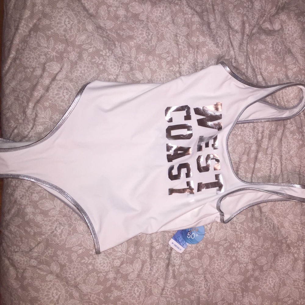 WEST COAST TRENDY ONE PIECE