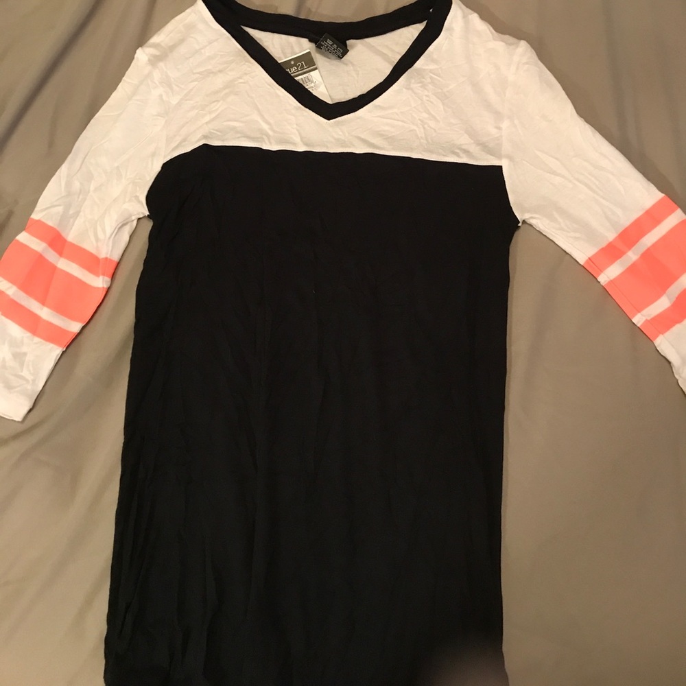 Rue 21 quarter sleeve