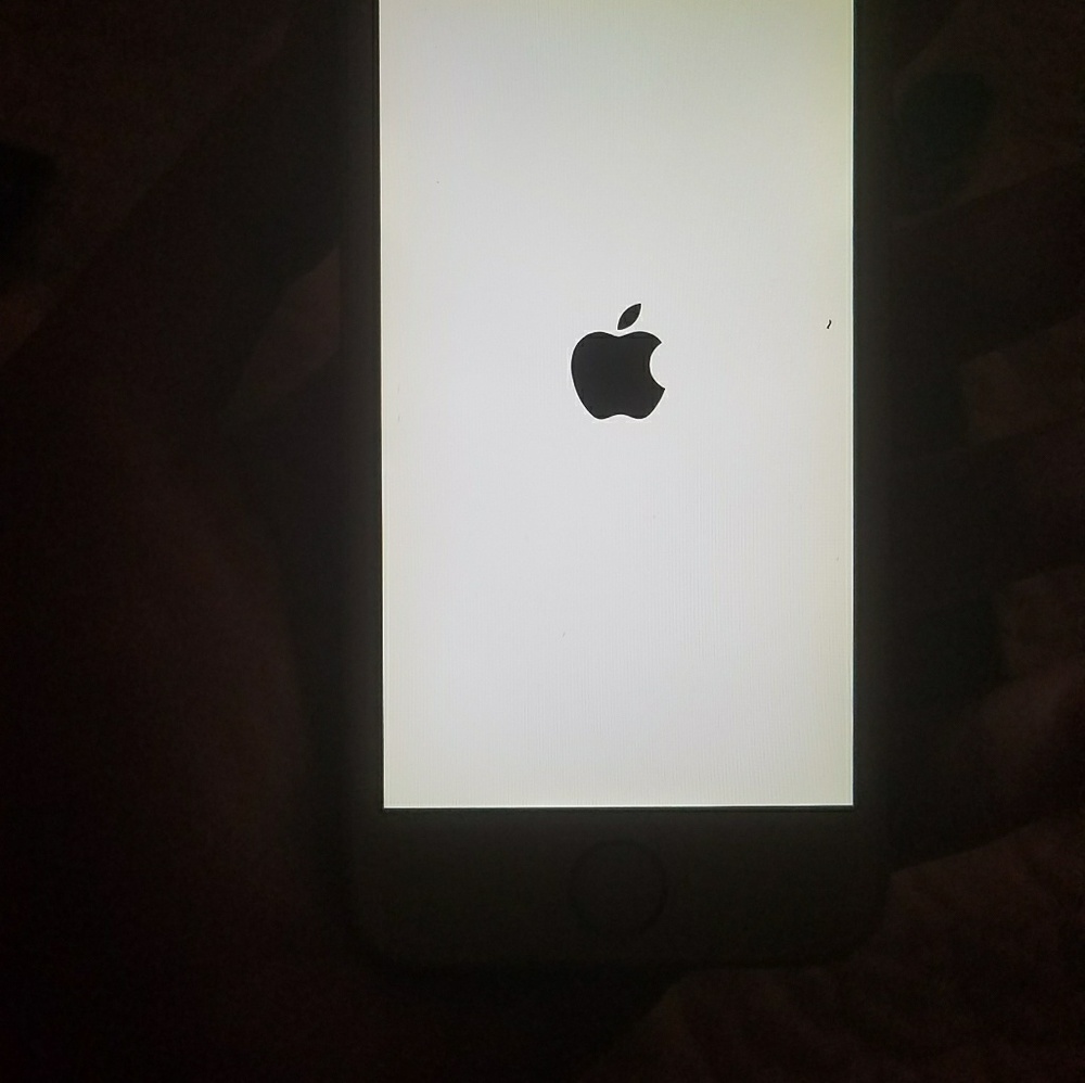 IPhone 5s 16gig and iPhone 5s black 32 gig bundle