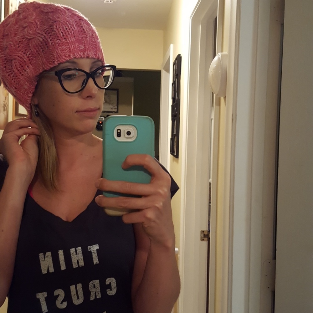 π₯SALEπ₯ ππ§£ PINK & WHITE WOOL Knit Cap Hat π§£π - Picture 1 of 4