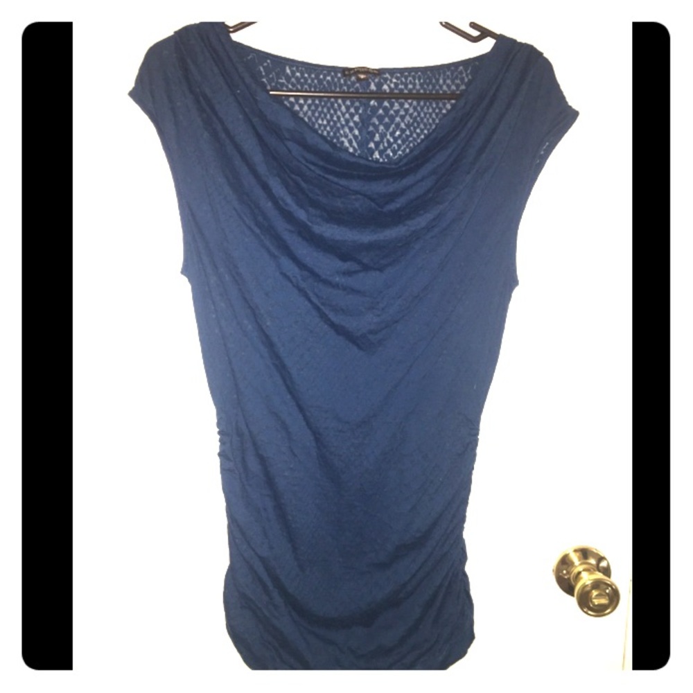 Express Tunic in dark blue, snake-like print NWOT